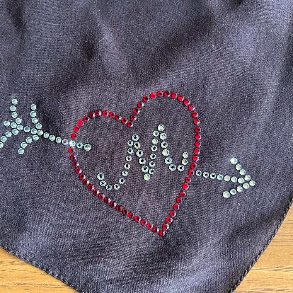 Moschino scarf. 100% silk. Made in Italy